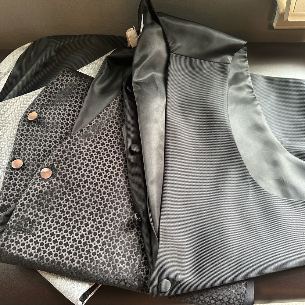 Tuxedo vests